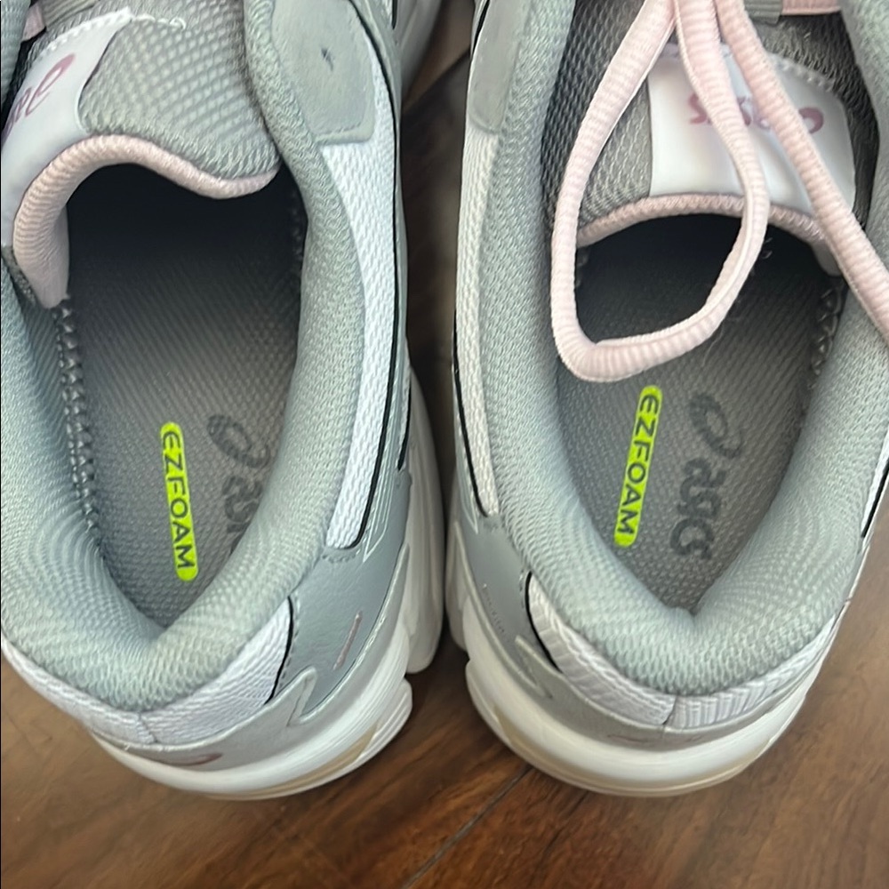 Never Worn ASICS EZFOAM Gray and Pink Athletic Shoes - Picture 2 of 4
